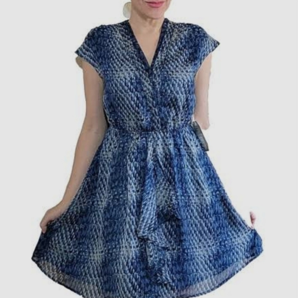 Converse Dress